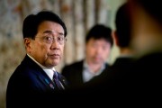 禽兽为邻日本贸易谈判代表赤泽亮正据悉本周考虑返回华盛顿继续谈判